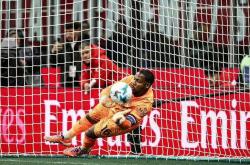 九游竞技-门将扑救成功率逐渐增加，球队后防表现备受赞誉的简单介绍