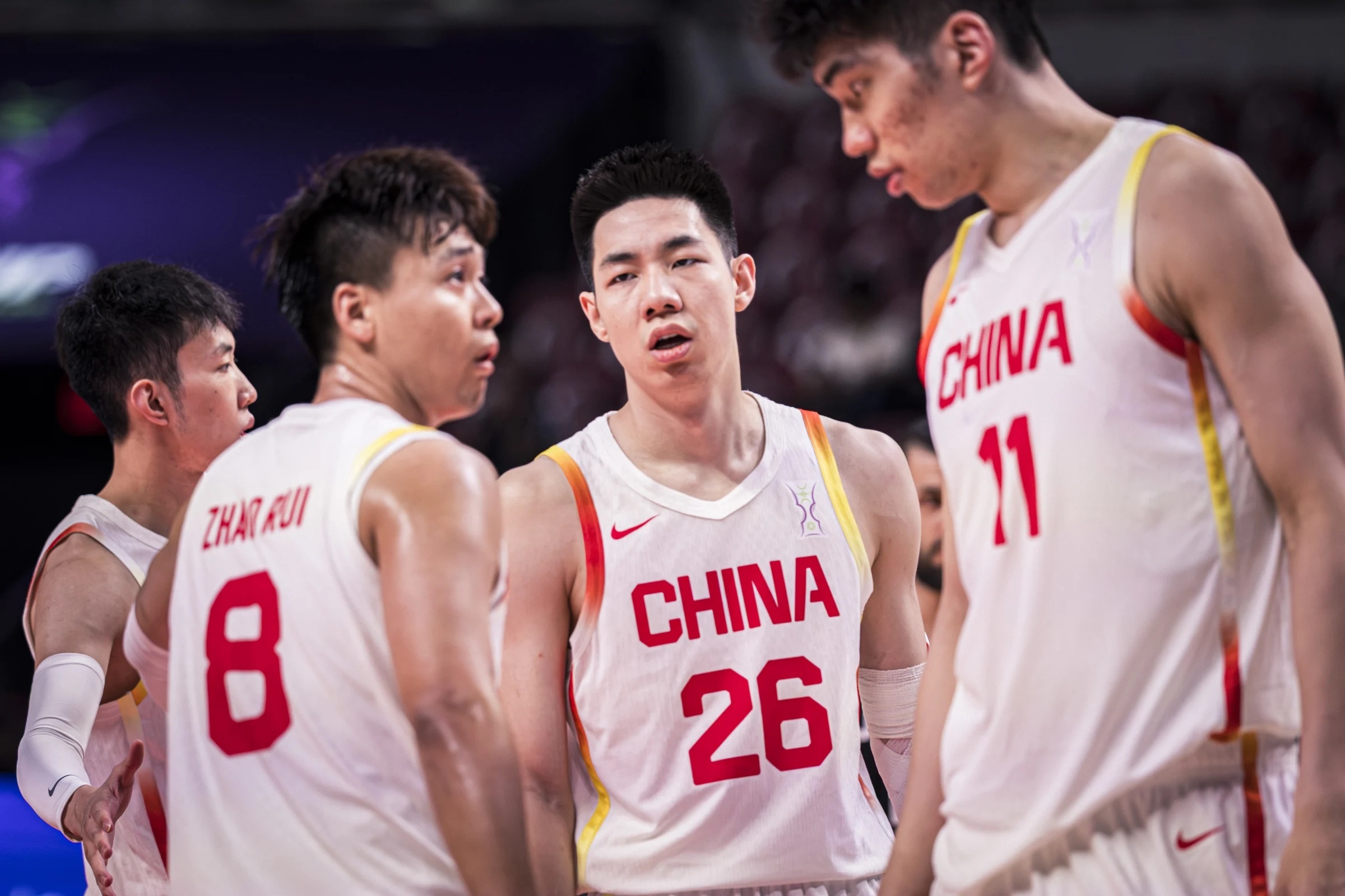 包含米德尔斯堡高位击败对手，豪取三分的词条